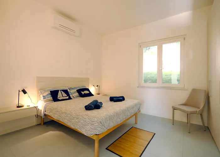Borgo Antico - Casa White P1 Tellaro
